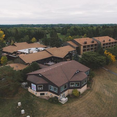 Elkhorn Resort, Spa, And Conference Centre Wasagaming Εξωτερικό φωτογραφία