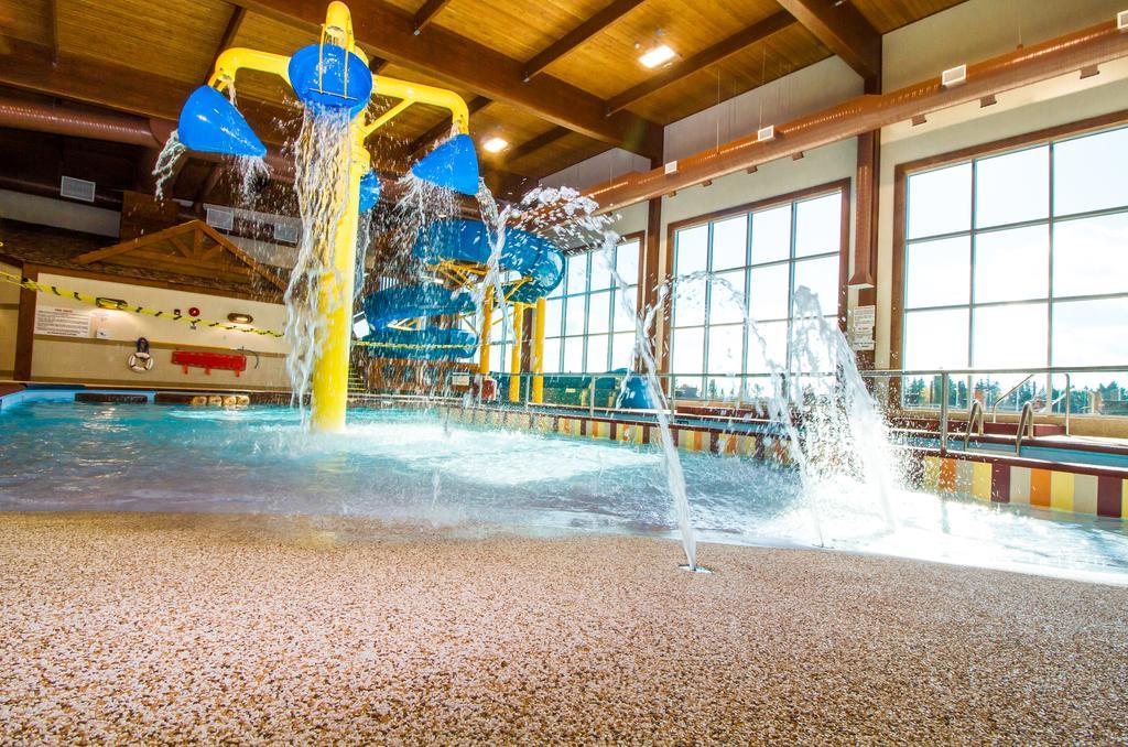Elkhorn Resort, Spa, And Conference Centre Wasagaming Εξωτερικό φωτογραφία