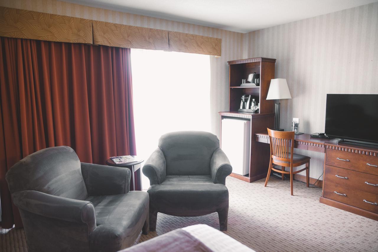 Elkhorn Resort, Spa, And Conference Centre Wasagaming Εξωτερικό φωτογραφία