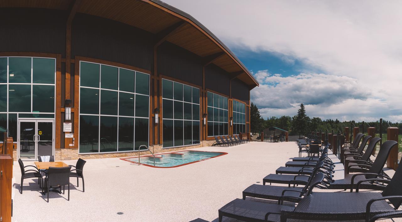 Elkhorn Resort, Spa, And Conference Centre Wasagaming Εξωτερικό φωτογραφία