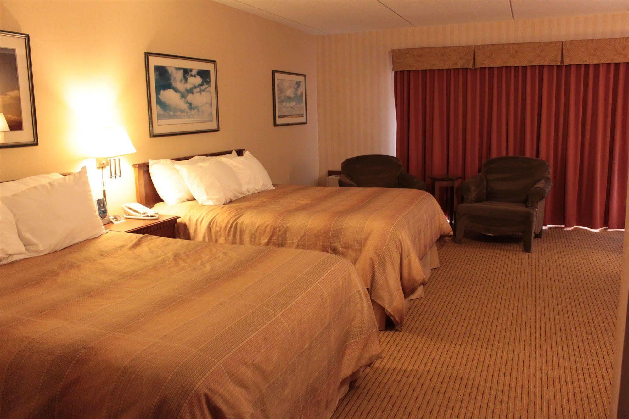 Elkhorn Resort, Spa, And Conference Centre Wasagaming Εξωτερικό φωτογραφία